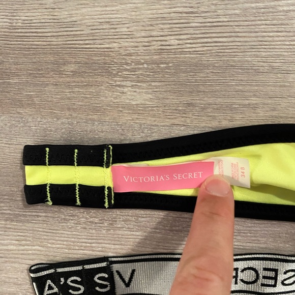 Victoria’s Secret Neon Beach Bandeau Bikini Top 34B - Picture 6 of 11